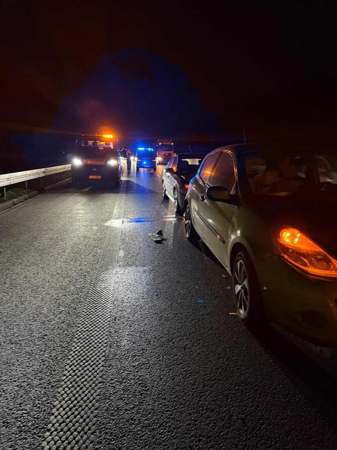 Dwie kolizje na A4 w Mysłowicach - zablokowany prawy pas